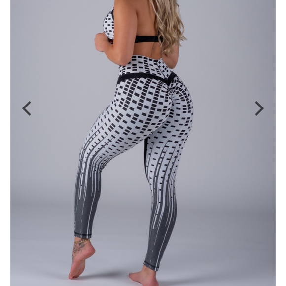 CLS Sportswear Matrix Preto Motion Leggings - Picture 3 of 6